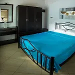 Dreams * Toroni