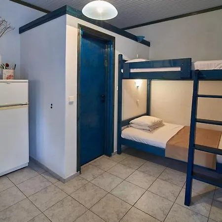 Apartment Dreams *